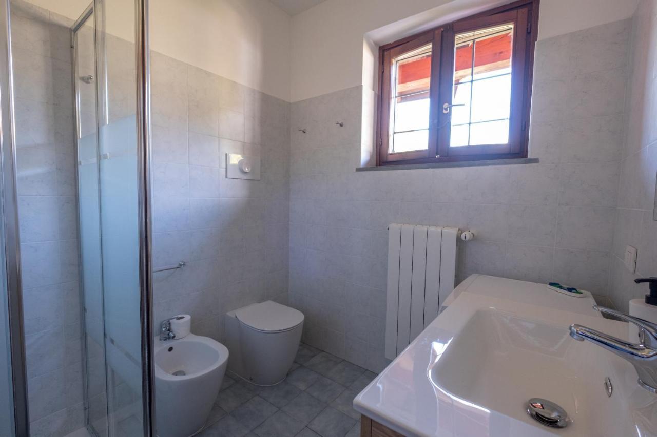 Happy Guest Apartments - Lake View And Pool Рива-ді-Сольто Екстер'єр фото